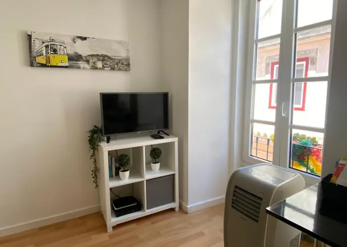 Beco Farinhas شقة *